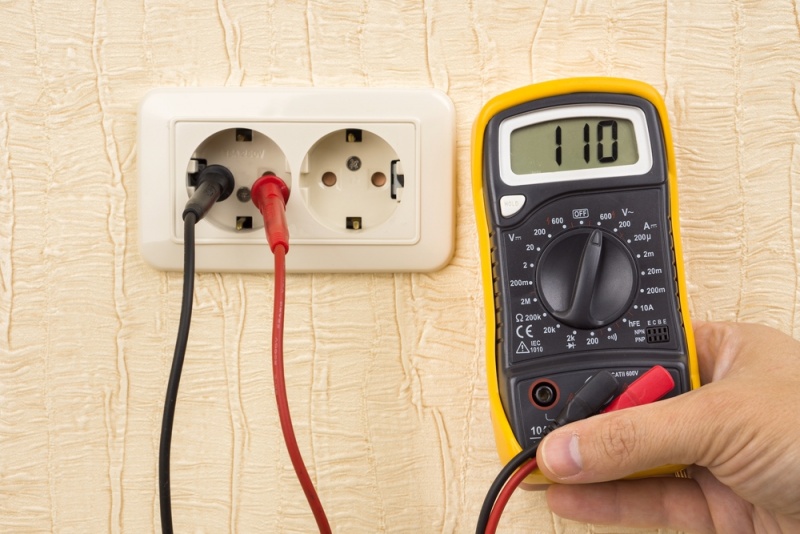 À quoi sert un voltmètre, comment l'utiliser ?